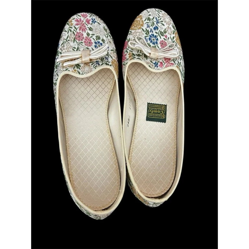 Daniel Green Comfort Slippers Womens Size 8 M Ivory Floral Fabric Embroideried - Picture 4 of 5